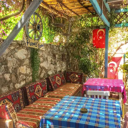 Parmis Homestay Cesme